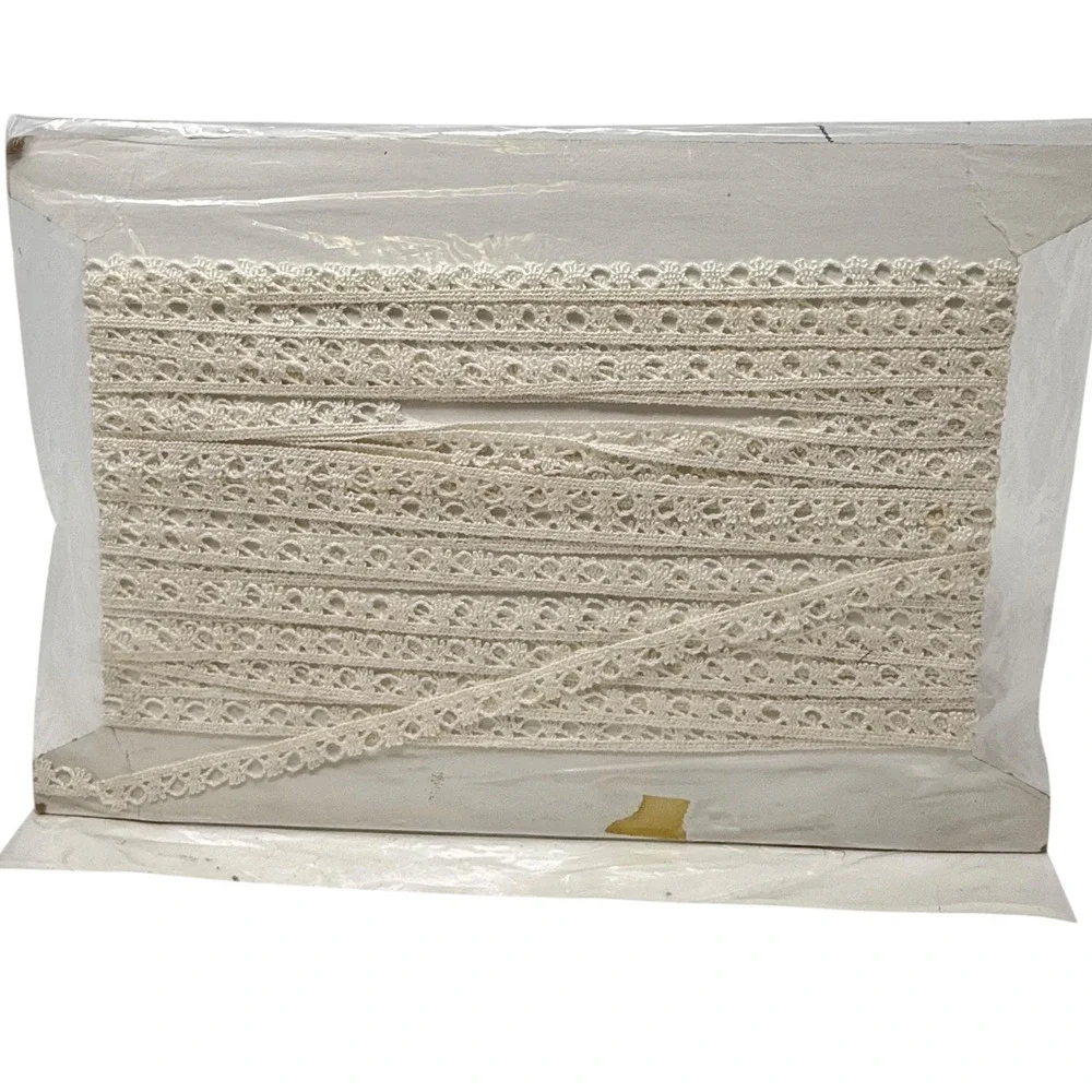 Deadstock Sealed Carolace Jay Co  Lace Trim White 20 Yards New Eyelet Scalloped